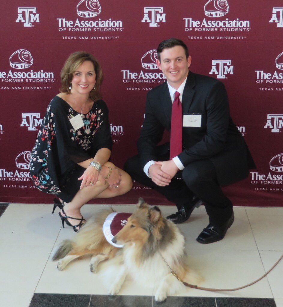 kmbeaux's tweet photo. I'm a proud and thrilled Mom! My freshman Class Star Spirit recipient and The First Lady of Texas A &amp; M @ReveilleIX! https://t.co/MuLhjkolJh