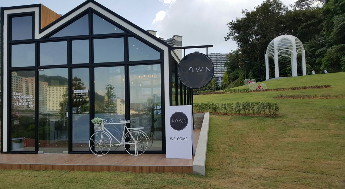 TimeOutPenang's tweet photo. A pretty Instagram pic is almost guaranteed at this pop-up glasshouse café https://t.co/vEQjzzegiP https://t.co/ZZcZQ9vkwJ