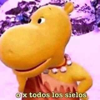 HailGrasaPapu's tweet photo. Cuando eres niu y por fin logras hacer un buen momo pero @DebRyanShow se lo roba #DebRoboShow https://t.co/36Xc3eCHMS