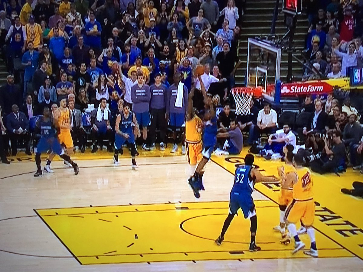 Elbow above the rim on that board
