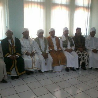 DemaFebi's tweet photo. Semangat DIES NATALIS UIN WALISONGO yang ke-46 dihadiri oleh Para WALISONGO👳 #diesnatalies46uinwalisongo @uinSMG https://t.co/wnQsIwbWE0