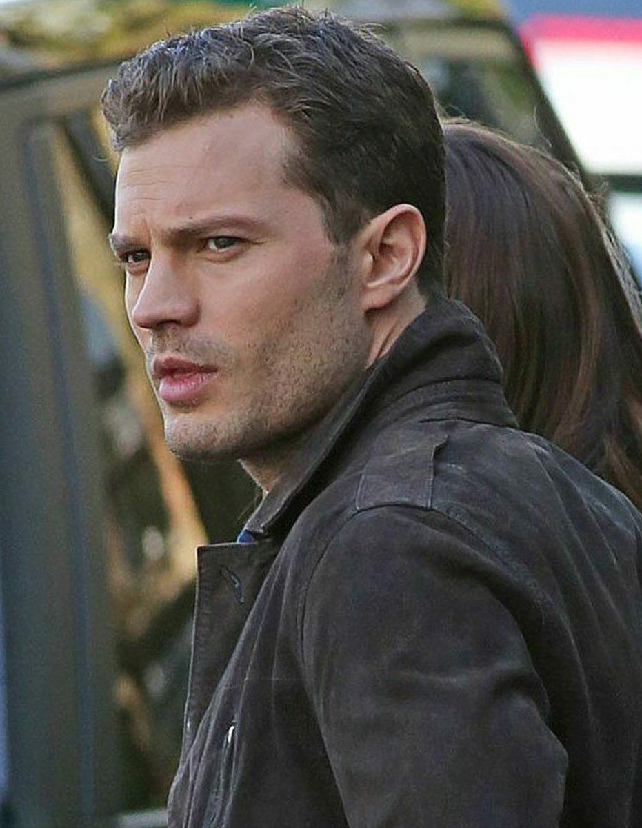 vixenemerson's tweet photo. #IVoteMostHandsome #JamieDornan my perfect #sixpackman 😍😚😚 https://t.co/wuQGESqlqU