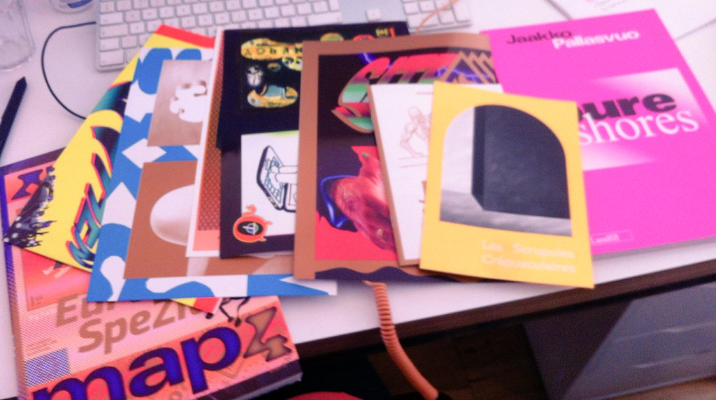 moule_moule's tweet photo. This morning was like Christmas again - I'M HAPPY #magazine #edition #mouldmap @Landfill_MM THANKYOU https://t.co/EbgpA0OZuE