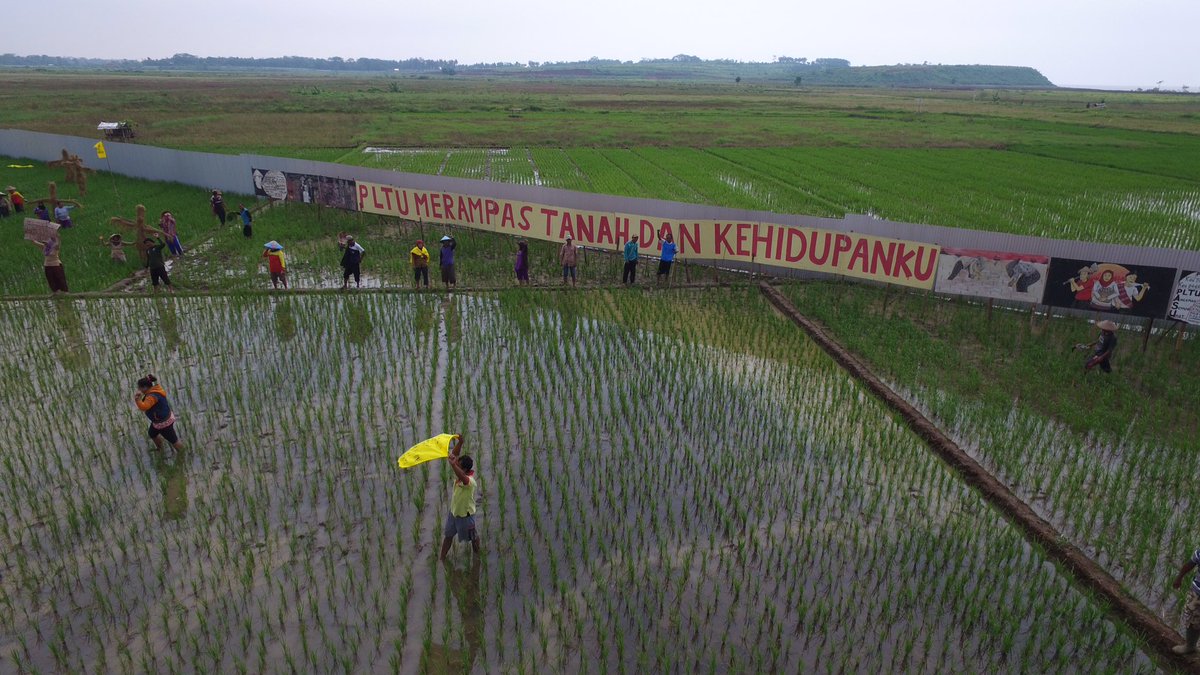 GreenpeaceID's tweet photo. Mereka yang terus berjuang di Batang https://t.co/iOy3glRq3o #SOSBatang https://t.co/ADvnYq8yMI