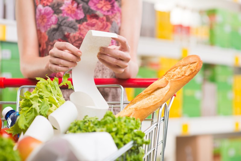 ClarkHoward's tweet photo. 18 foods that are breaking your grocery budget: https://t.co/832EnRGLaG https://t.co/iZuds00lfF