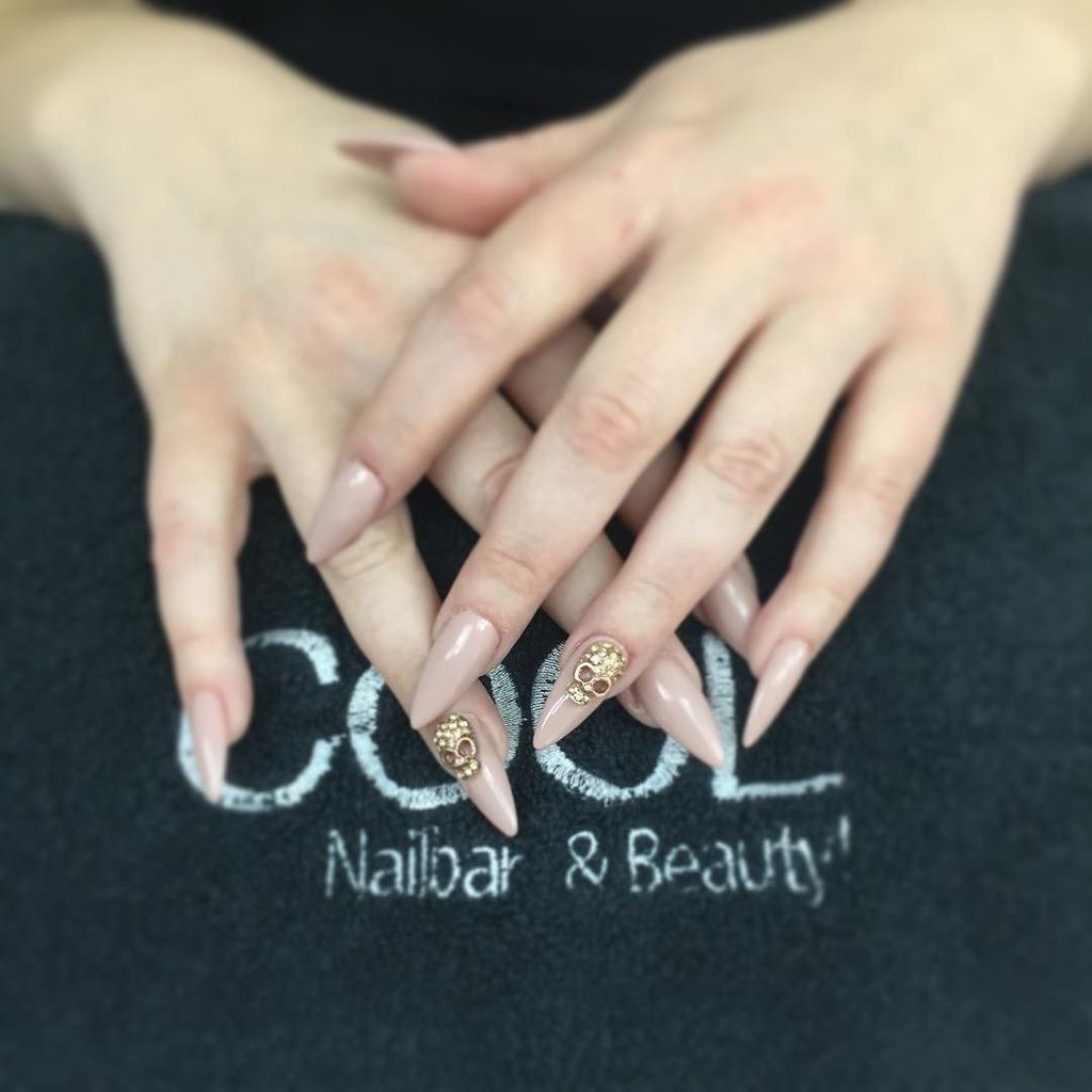 CoolNailBar's tweet photo. #calavera #nail #nailart #nailbar #cool #joya3D #love #manicuramurcia https://t.co/Rvc2lfVWQ5 https://t.co/NxxhrPIrmV