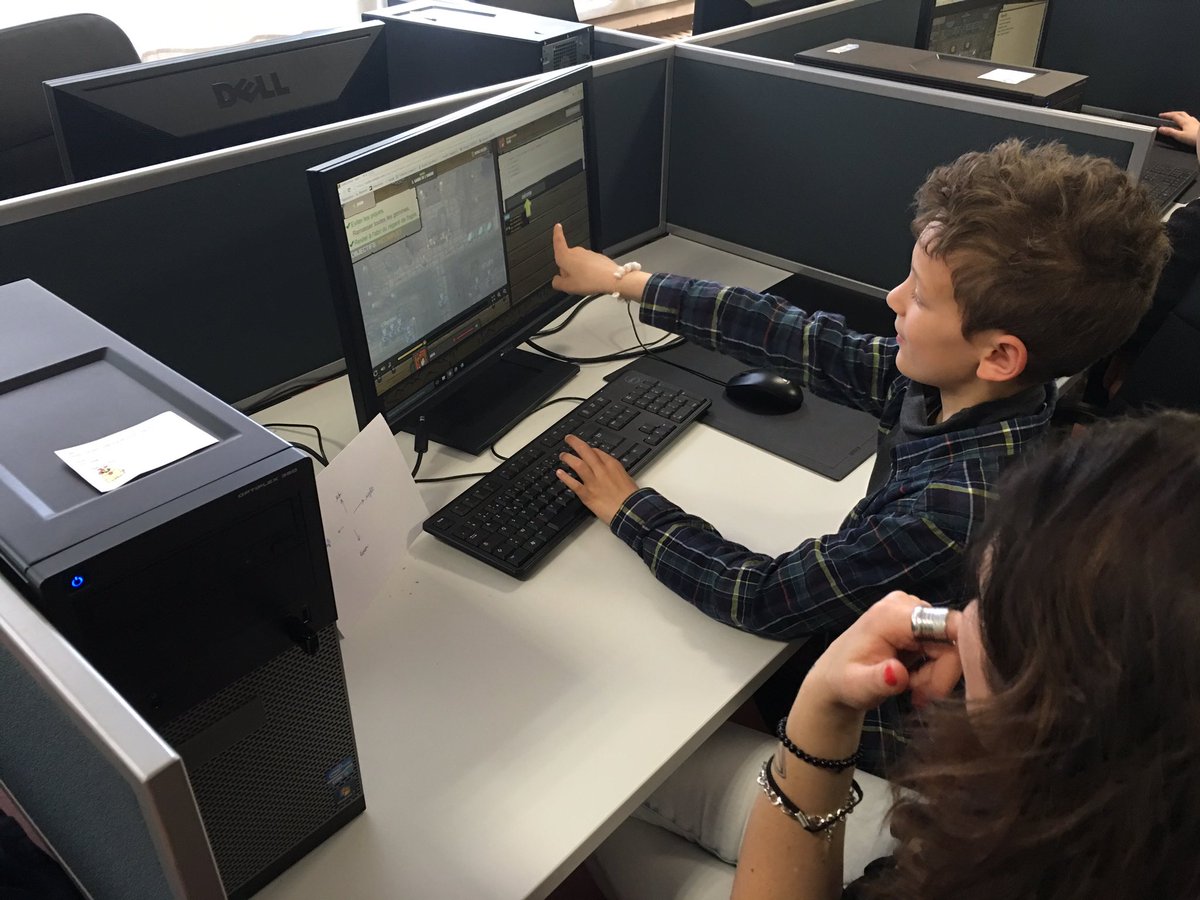 SimplonRoubaix's tweet photo. Atelier #SimplonKids dans le cadre du #PrintempsDuNumerique https://t.co/nhrLB7IZrZ