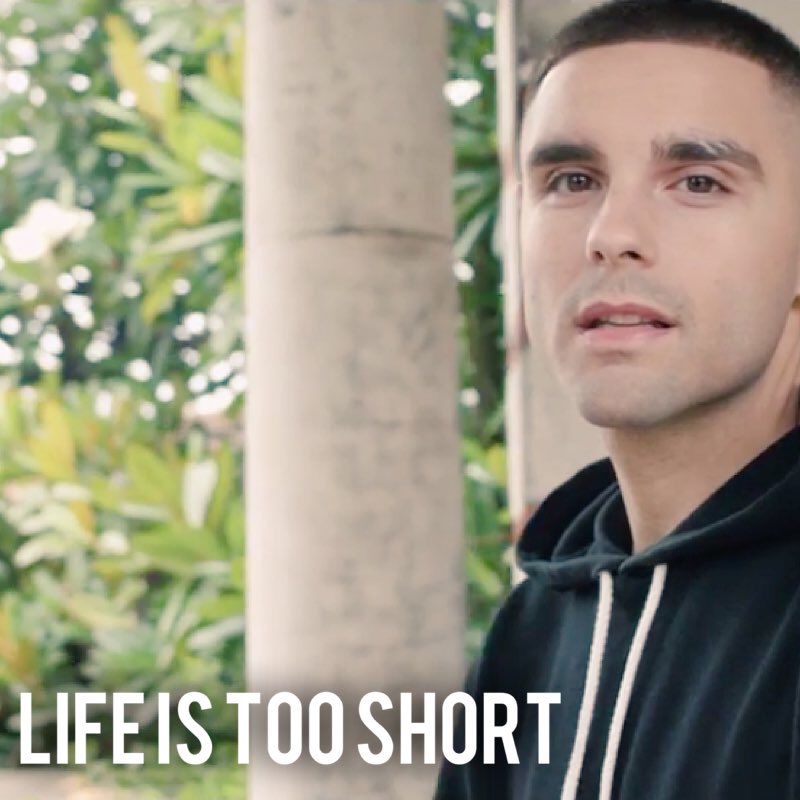 ShideBossUpdate's tweet photo. #WednesdayWisdom #realtalk from @shideboss #lifeistooshort so count your blessings and #live . #justsayingtho #BEYOU https://t.co/cAOXMNNWoG