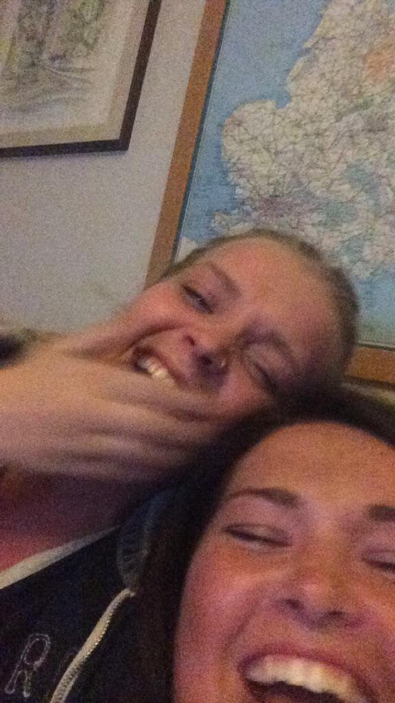 BrionyCorbett's tweet photo. @IsabellaRoseee Come hooome 🏡 https://t.co/1Ifyr2BkpU