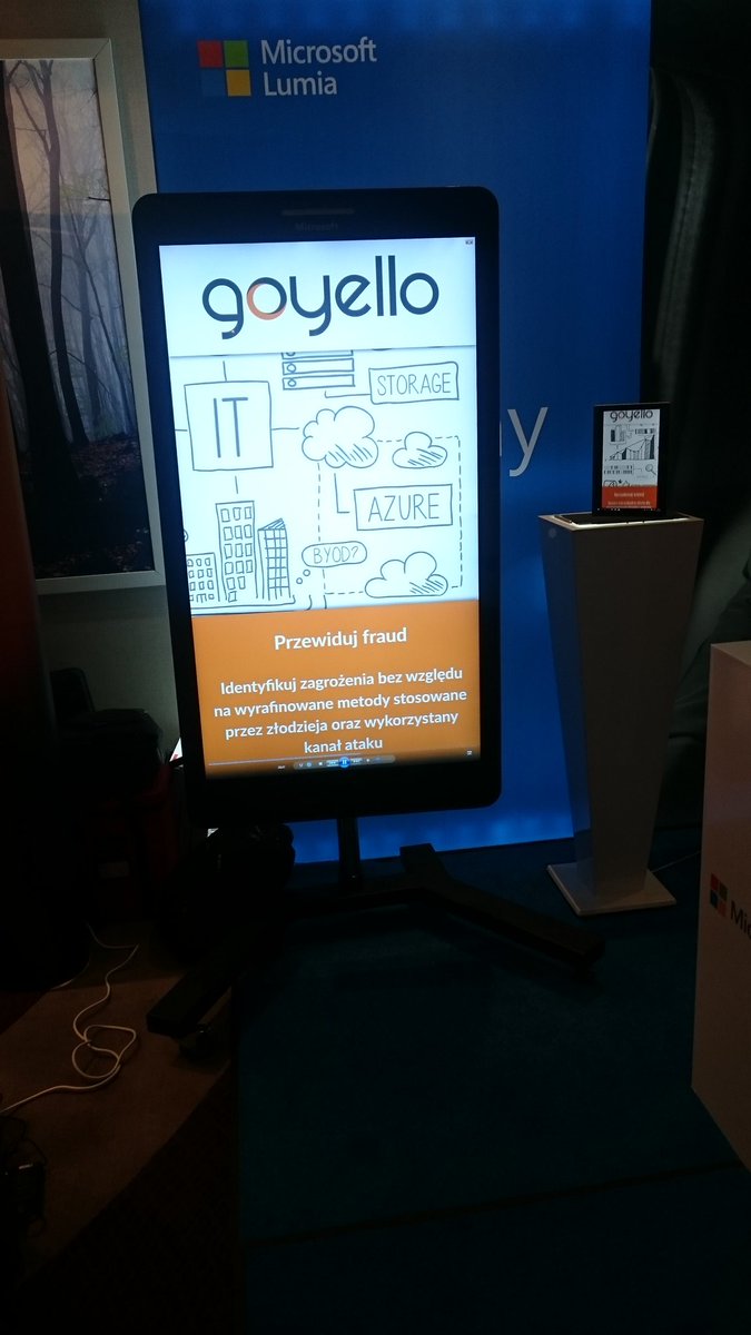 BusinessFinger's tweet photo. @Goyello #customerdna movie on huge mobile from @Microsoft #machinelearning #insurance #banking https://t.co/FJOiQmb3XZ