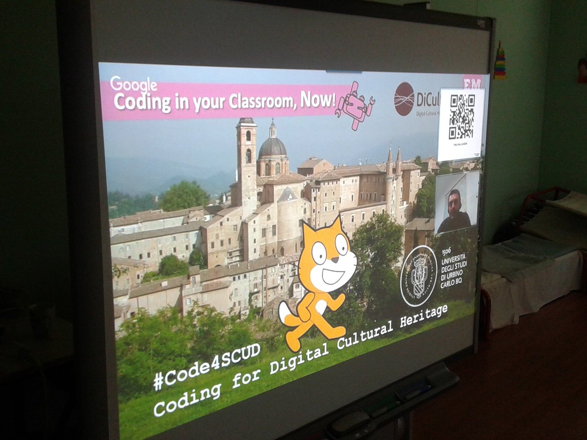 Monica37737157's tweet photo. diretta con i bambini 5 anni e Alessandro Bogliolo #mooc #code4Scud @AnnalisaSilves @neutralaccess @ProgrammaFuturo https://t.co/wClIqMxqvQ