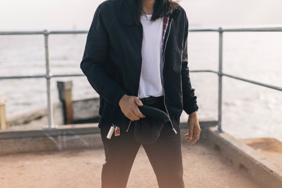 TopmanAU's tweet photo. Bomber Jackets: Cool in Autumn as a lightweight jacket. Even cooler in Winter as a layered look. Shop instore now. https://t.co/0Utgdajf5d