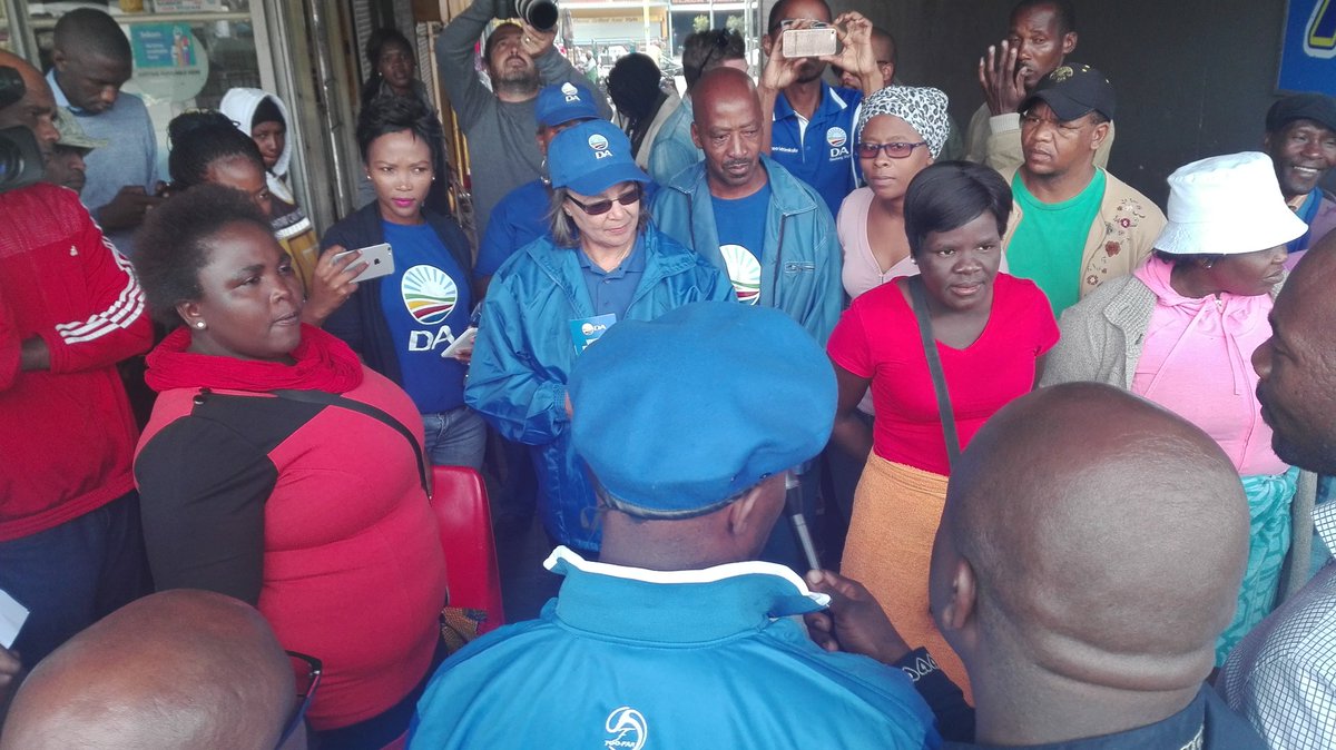 PatriciaDeLille tweet picture