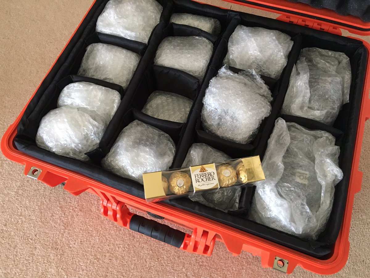 Thanks for the Ferrero Rocher <a href="/CameraFocusSpSv/">Jon</a> (and calibrating my kit)!  #thelittlethings