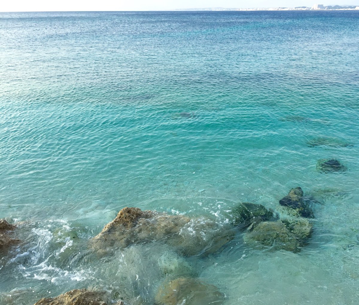 TAtyphoon's tweet photo. #dayoff #rightnow #1735pm #beach #onthebeach #nice #seabreeze #calm #relaxtime #okinawa #island #comfortable https://t.co/Iz919J61i7