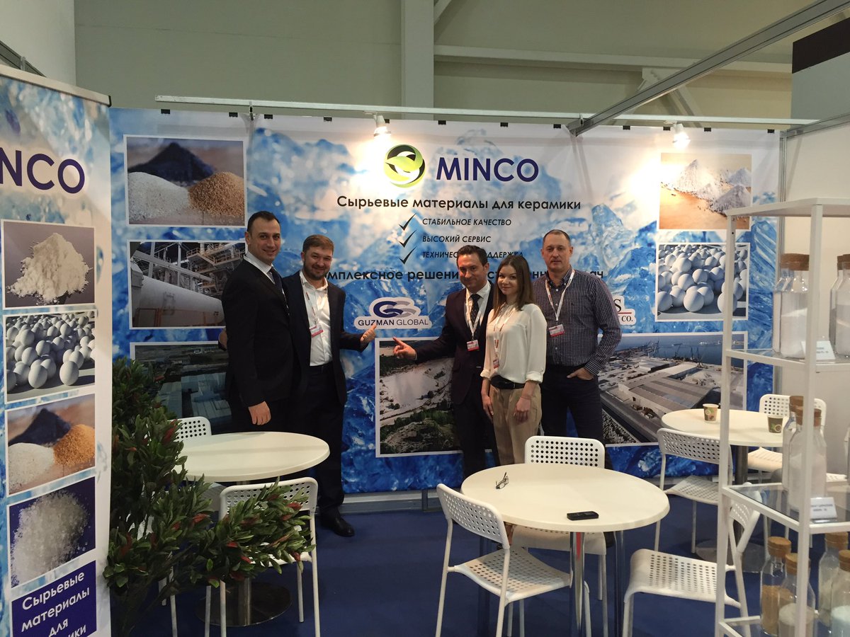 CalomardePaco's tweet photo. @Guzman_Global presente en #Batimat2016 promocionando sus productos para el mercado ruso #zirconsilicate #alumina https://t.co/BQlr0kcm0g