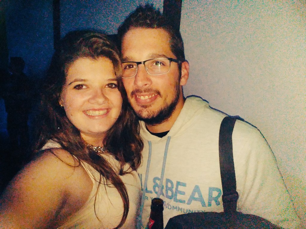 Monicaa310's tweet photo. Porque si, porque me haces feliz y porque te quiero. @rubrekena https://t.co/KPkn8UHU2E