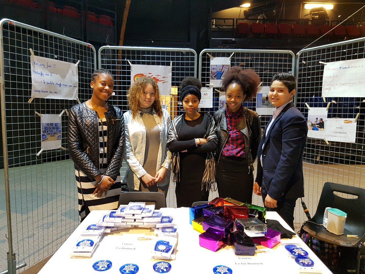 KThevathasan's tweet photo. @epaidf @VilleVillepinte @collegeJeanJaures #salon-Epa93 #MCLF propose des "bouiochs" https://t.co/kiJOYAwvJk
