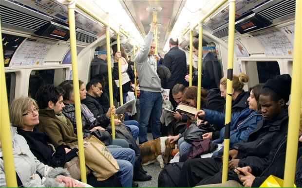 LondonMaleModel's tweet photo. Question: Is it acceptable to Skype without headphones on a busy tube?If no is it OK to say something?#london #tube https://t.co/sEMy6L735v