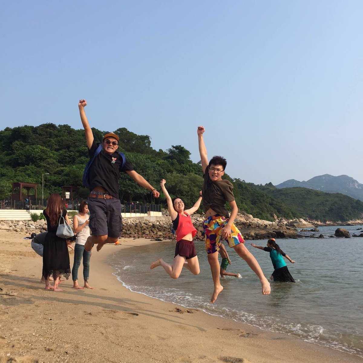 Henryfanjun's tweet photo. Went to the Lamma Island at the first week I came to HK. Right now, last month for the travel.#emotionalcity #SM6305 https://t.co/CeA0V6vhJ5
