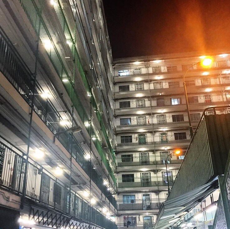 boye_zhang's tweet photo. #emotionalcity #sm6305  #Hongkong      Lost. https://t.co/DD3pYoRl6i