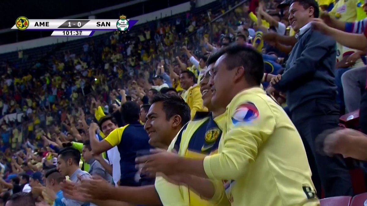 VIDEO | Kaleci bir golü ancak böyle hediye eder! > bit.ly/1MRP3Mm