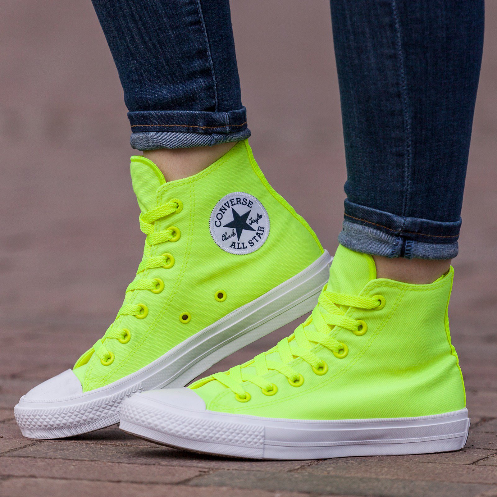 Что лучше кроссовки или кеды. Конверс Chuck Taylor. Конверс Chuck Taylor all Star. Конверсы Chuck Taylor all Star. Converse Chuck Taylor all Star 2.