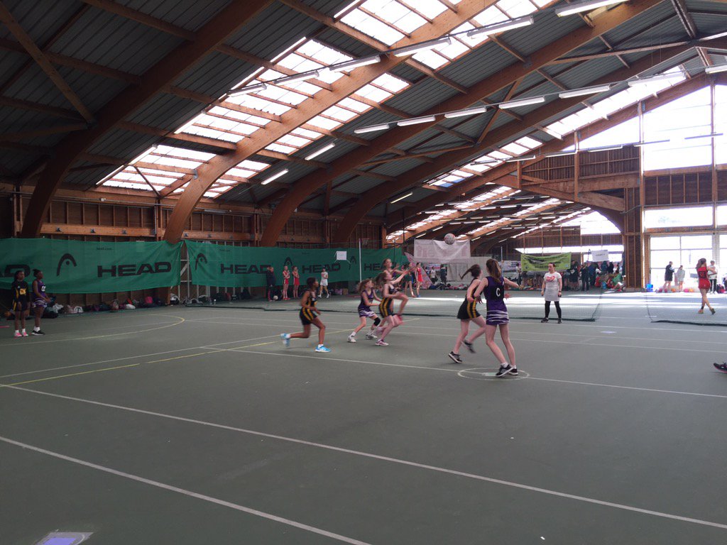 Woodlands U14's Netball progress to the final with a 13-7 win! Final in 40 mins! #comeonwoodlands #disney 🏐🏆🏆