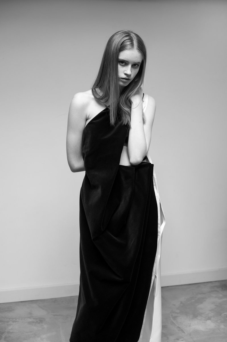 MANDPMODELS's tweet photo. #BRITISHTALENT #MandPDevelopment: introducing the #incredible #Emma shot by @sharristaylor https://t.co/vVb2XcvRF7
