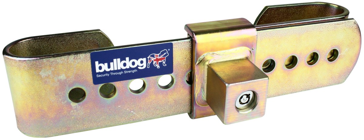 BulldogSecure1's tweet photo. #secureyourcargo with the CT330 container lock. @LockoutTagout @HBCommercial @allgoodcarcare @newsfromfta @RHA https://t.co/kHPx5MqmvG