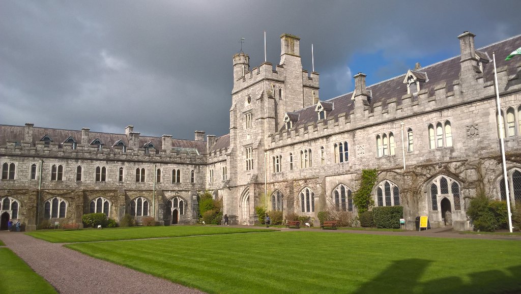 ECOUNESCO's tweet photo. We're @UCC for the Munster #ecoden! Lots of great projects so far! #yea2016 https://t.co/9FOfhgmo0x