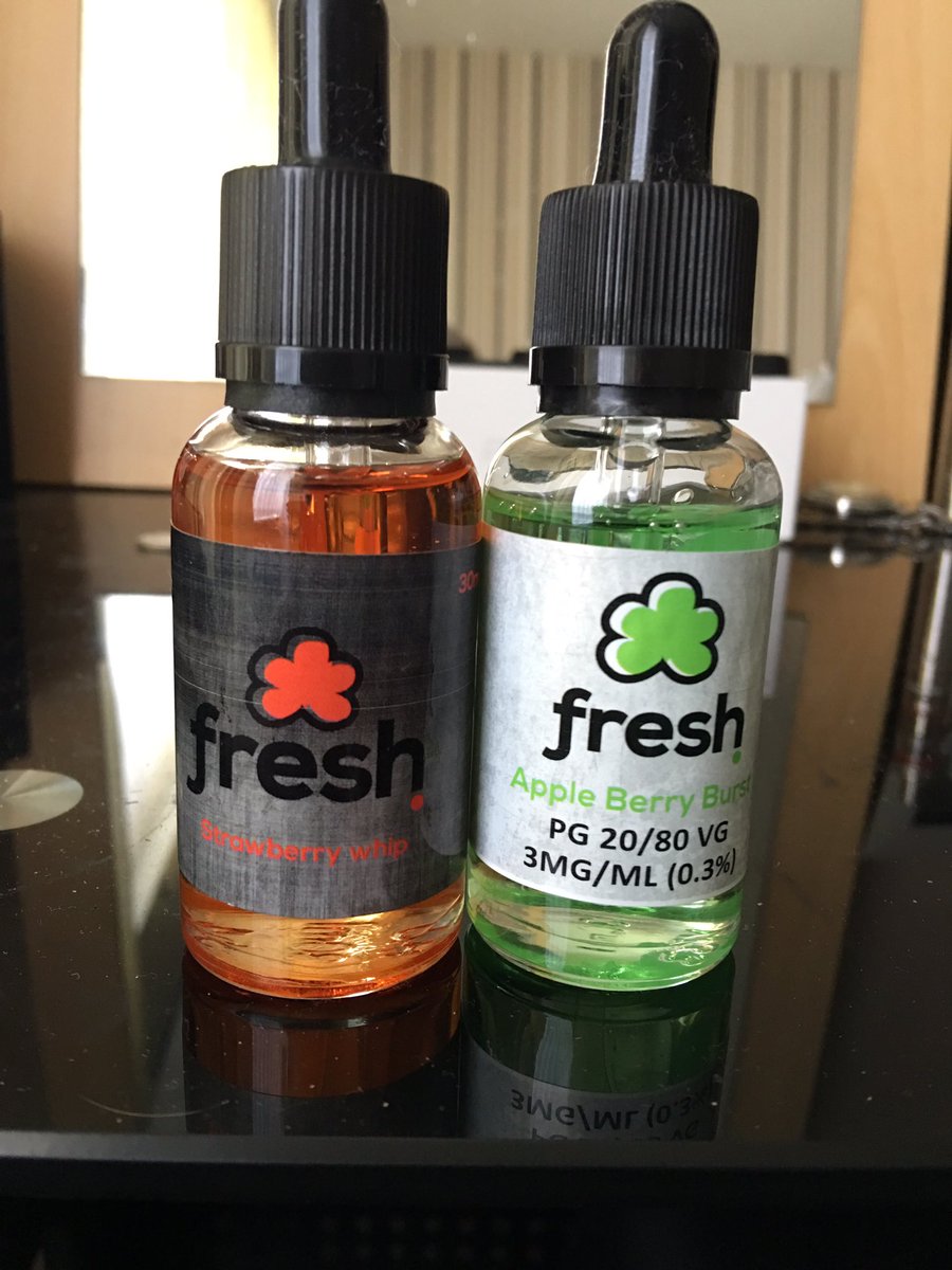 AshleyFarrar96's tweet photo. Getting on these bad boys with my new smok mod! #freshmist #fresh #vape #cloud https://t.co/VTArgeGoXb