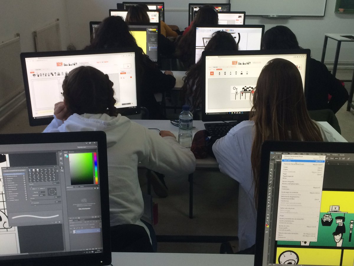 daniel_hervas's tweet photo. Creación de cómic digital con #StripGenerator en #CulturaAudiovisual @EASD_merida https://t.co/KpWRXaqfXY
