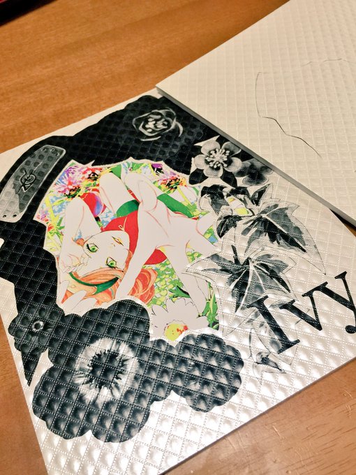 サスサク新刊【Ivy】の表紙加工サンプルが届きました...!!!
ここから結構変更が入りますが、めっちゃ可愛くなりそうで今からワクワクしています♡ 
