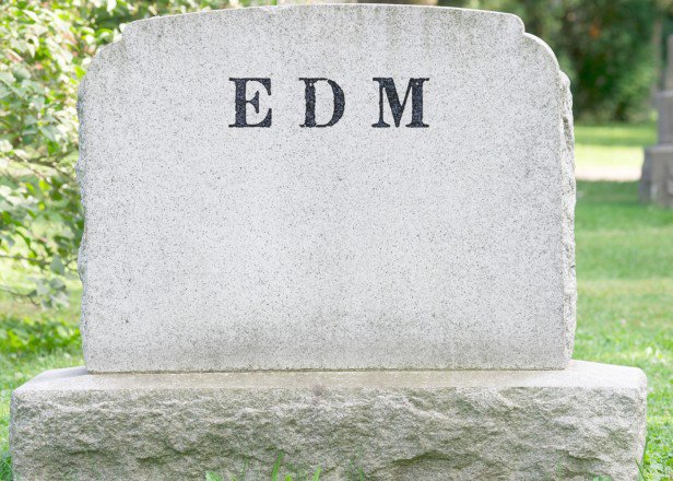 According to Las Vegas, #EDM is dead. #OnlyInLasVegas buff.ly/1MQd7PM