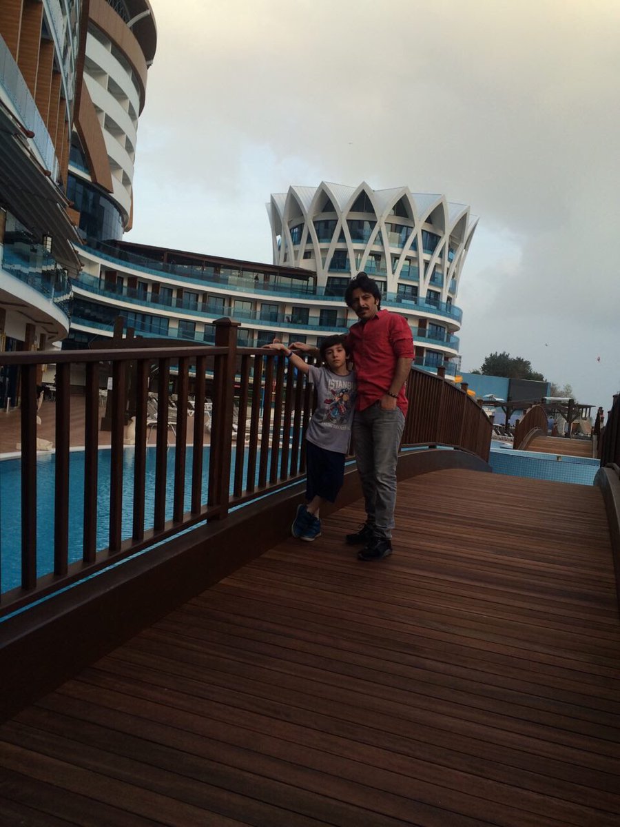 ashkabos tweet media