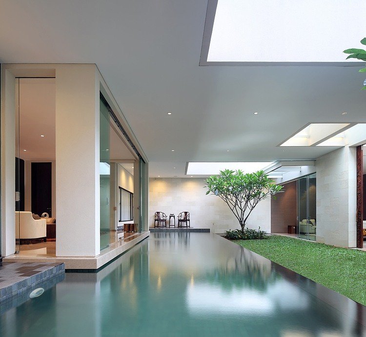 House in Jakarta by TWS &amp; Partners | homeadore.com/2013/08/07/hou…
Please RT #architecture #interiordesign