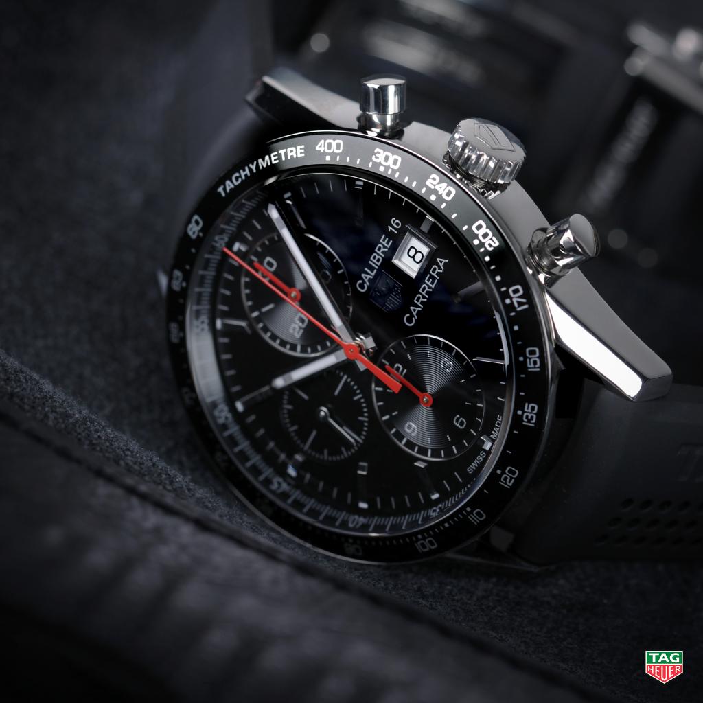 TAGHeuer's tweet photo. The TAG Heuer Calibre 16 - dedicated to Juan Manuel Fangio, the five time #F1 world champion https://t.co/ECFmjfg9TD https://t.co/HwsHqIEiHY