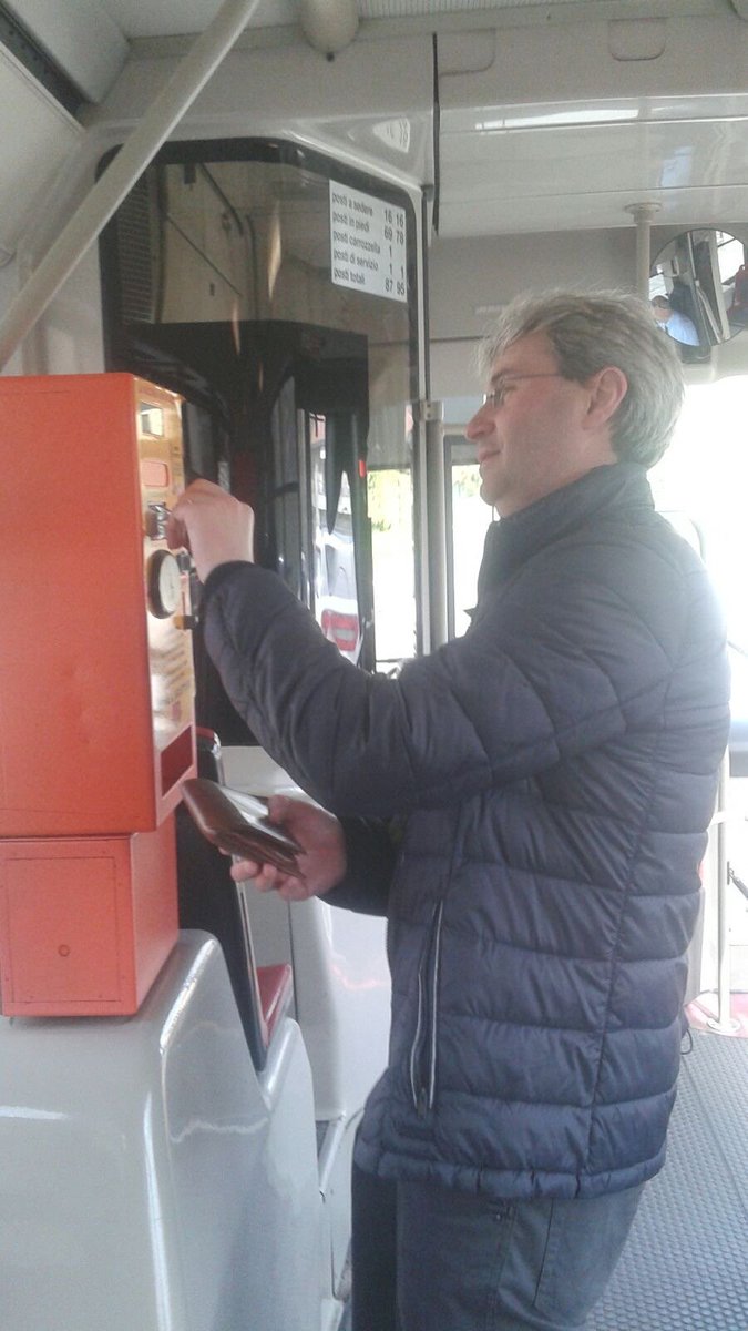 galimbertidav's tweet photo. Lasciamo #Avigno solo un attimo per andare a #Velate per un incontro Andiamo in bus ovviamente #VareseRiparteDavvero https://t.co/sTZONdXS04