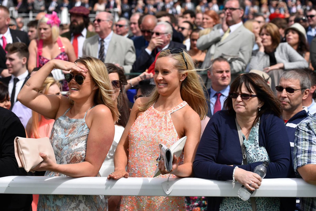 Welcome2Yorks's tweet photo. Fancy winning 2 County Stand badges to Ladies Day at @Welcome2Yorks Ebor Festival @yorkracecourse? Well RT to enter! https://t.co/Rp5jPJMThA
