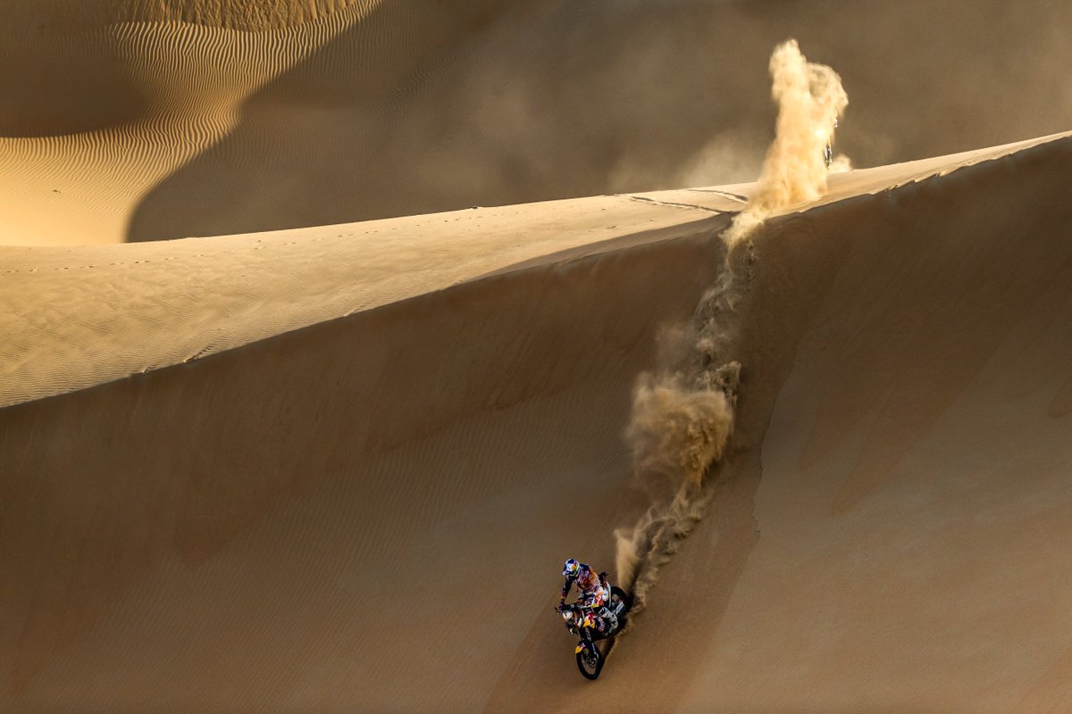 tobyprice87's tweet photo. Today was a really weird day, finished todays stage in 6th and we've got one day left at the @AD_DsrtChallnG 😅 https://t.co/VWWxOWVx26