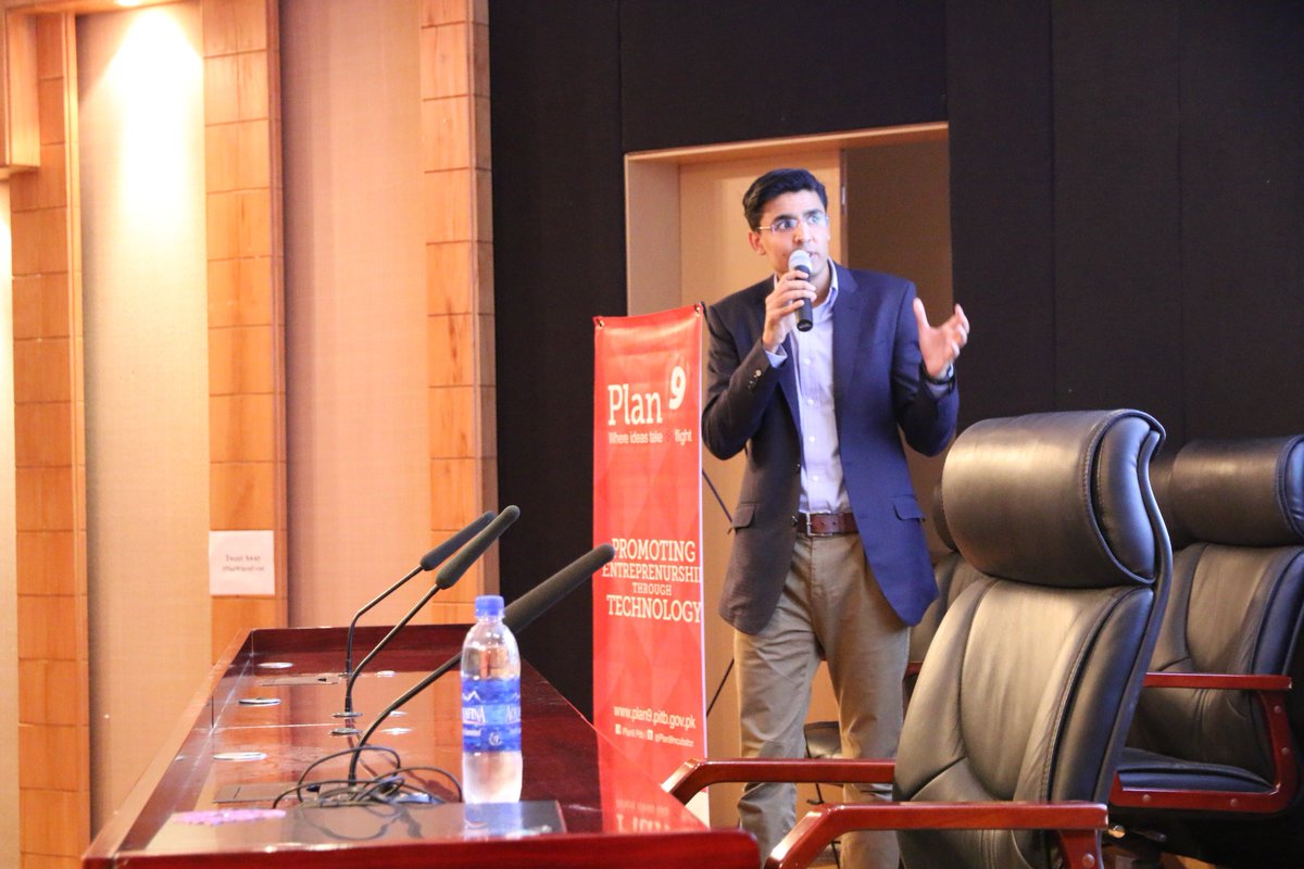 PITBIncubation's tweet photo. Trends in #app monetization:
Think about the #monetization plan while you are #developing the app.
#Plan9OpenEvent https://t.co/qSzEa5iAsv