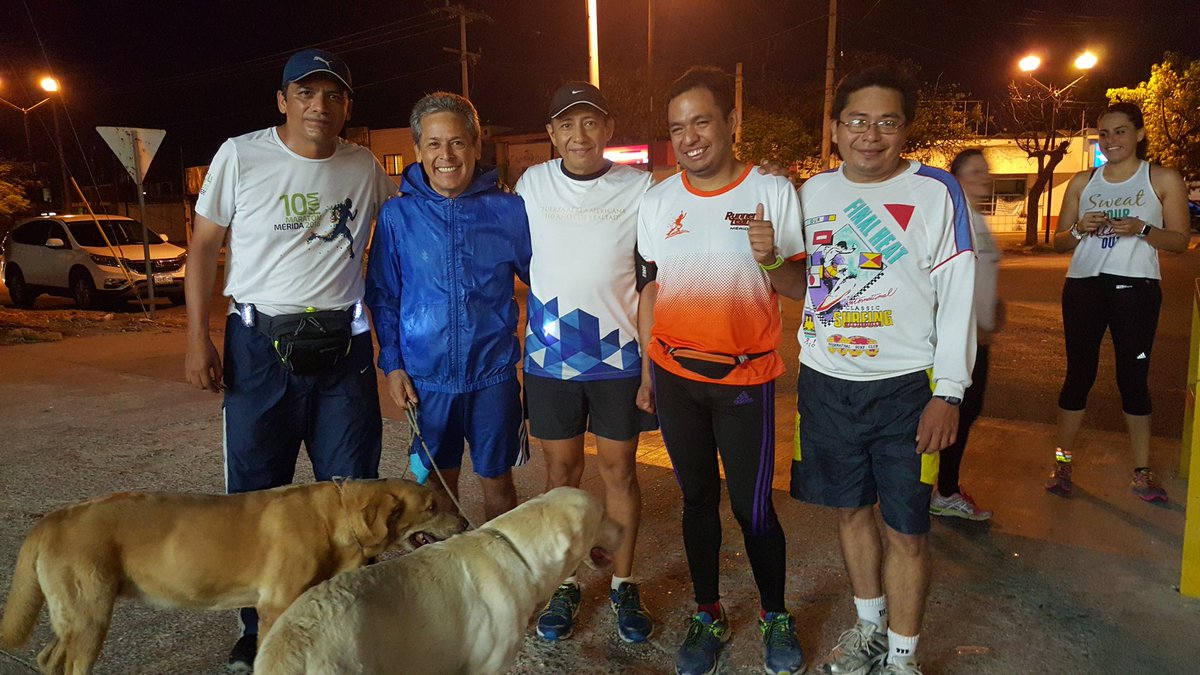 ImeHuerta's tweet photo. #RTMCantaritos #FcoDeMontejo #running 6km #CorrerMeHaEnsenado desayunar kilómetros es lo más rico! @runnersteamrtm https://t.co/Y315WjvqID