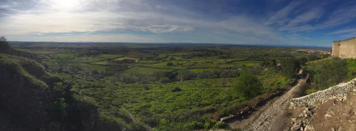 IPFWHonAbroad's tweet photo. Exploring Extremadura https://t.co/njWrFfpQqI @IPFWStudyAbroad @IpfwBusiness @COASIPFW https://t.co/NCrhmVo5q5