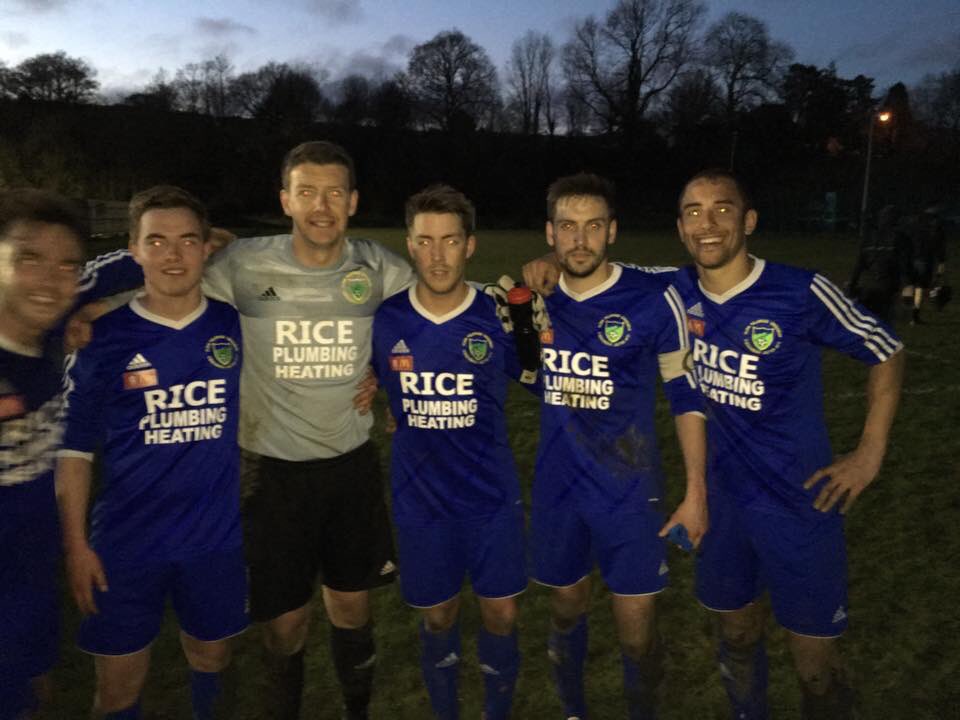 CwmammanUnited's tweet photo. Brilliant night last night. Thanks to our main sponsor @RiceHeating hope you enjoyed?
#blues #cufc https://t.co/FwBbKsZPzY