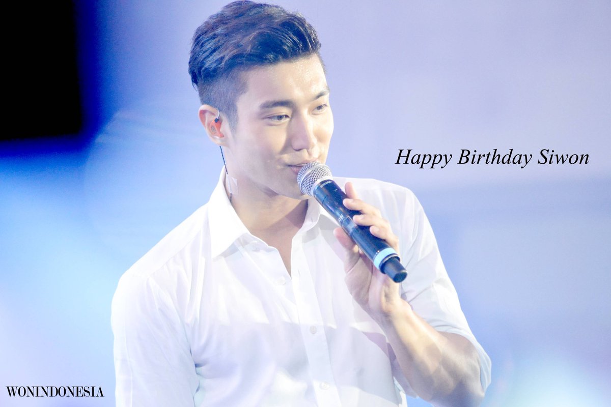 인생은 레모네이드고 오빠는 내당콤한 설디탕이요^^ 시원오빠 생일축하합니다! #HappySiwonDay <a href="/siwon407/">S</a> 
i.imgur.com/pxFMaqA.jpg
