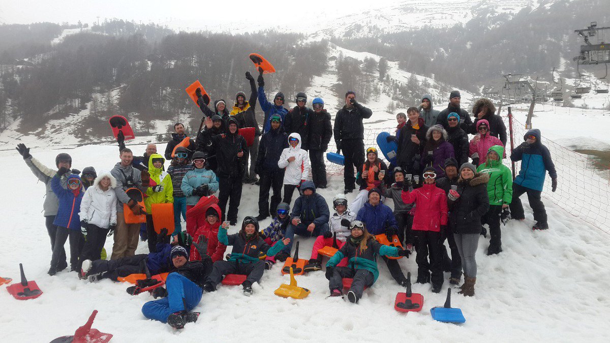 neilsonitaly's tweet image. Nothing like some good ol' #British spirit ...here our #Livigno guests enjoying "moist" #tobogganning #thisafternoon