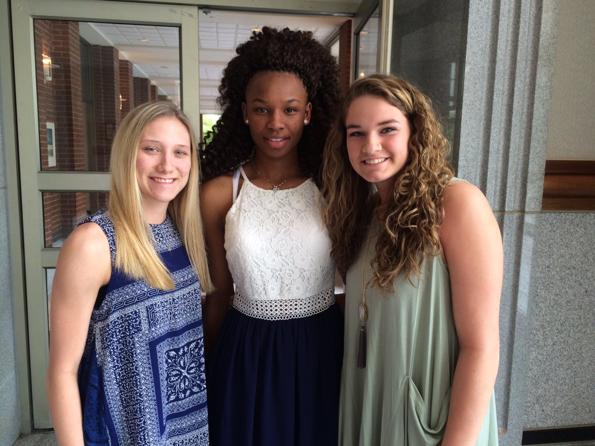 TD_JMcWilliams's tweet photo. Emma Wallen, Karleigh Sledge and Allie Craig Cruce representing at the ASWA  basketball awards banquet. https://t.co/ZCyRKGfYqc