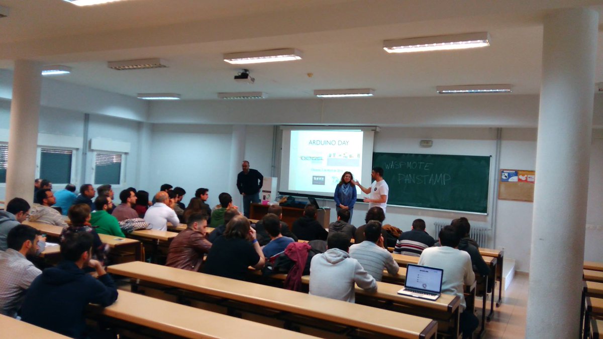 EPCC_Unex's tweet image. Arduino Day - kcy.me/2c9wa @SolEpcc @coderdojo_CC @gdgcaceres @infouex @CUM_UEx @TC2UEX #ArduinoDayCC