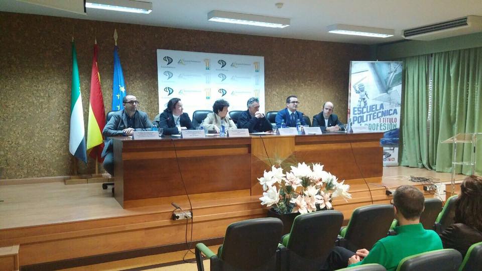 EPCC_Unex's tweet image. Arduino Day - kcy.me/2c9wa @SolEpcc @coderdojo_CC @gdgcaceres @infouex @CUM_UEx @TC2UEX #ArduinoDayCC